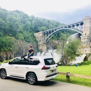 Meet your Posher, Amir